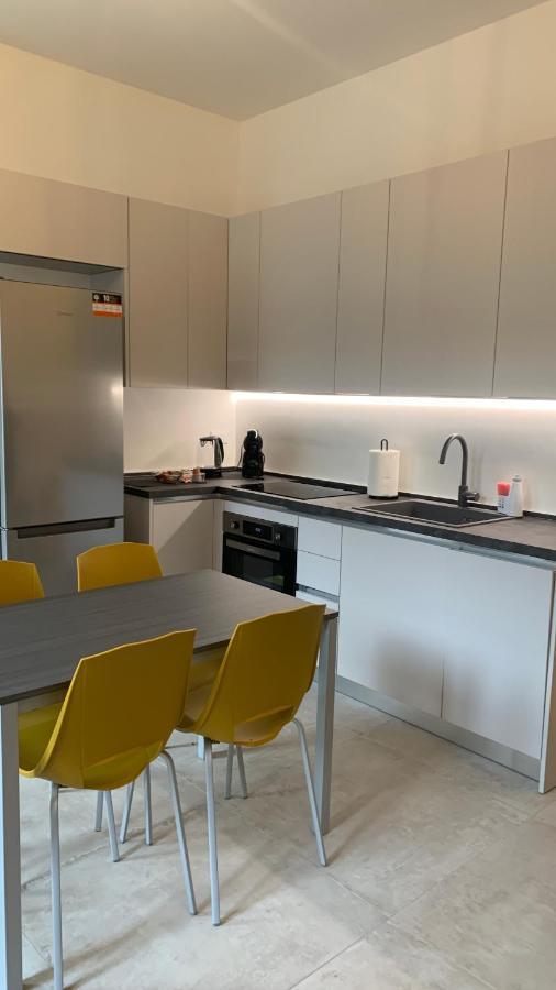 Dimora Di Privacy Fronte Parco E Ospedale Di Monza Apartment Lissone Ngoại thất bức ảnh